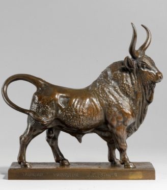 bull sculpture