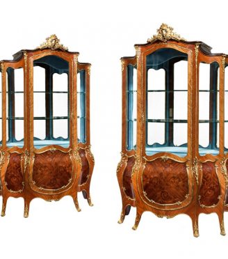 Exhibition quality Napoleon III kingwood vitrines