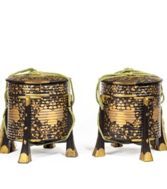 black and gold basket pair