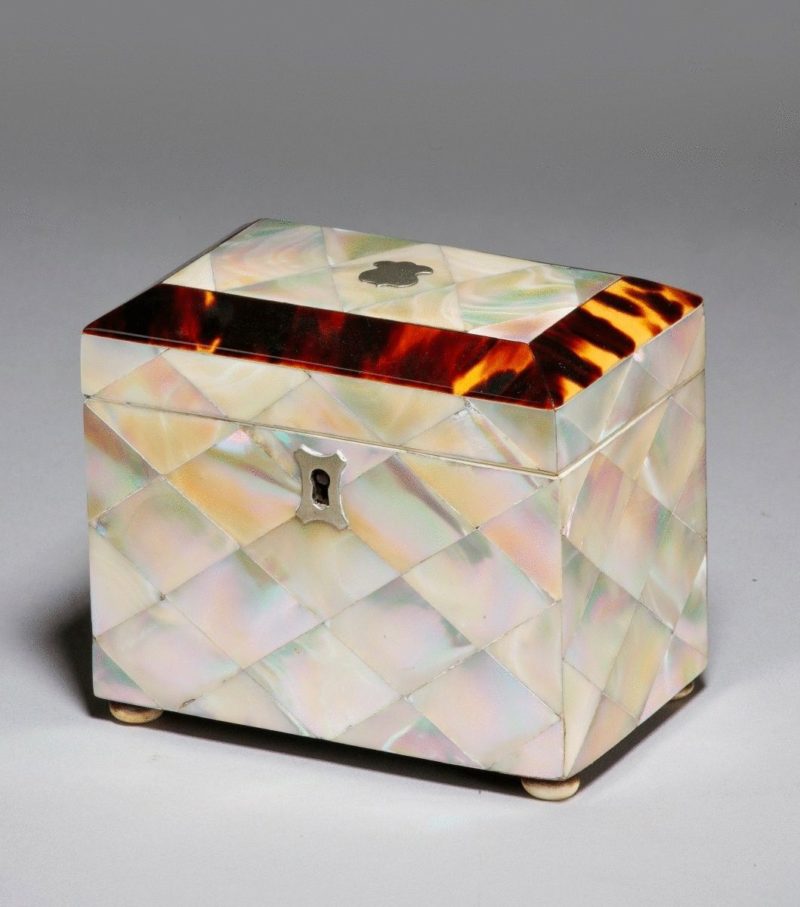 Crystal white box