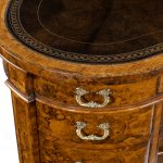 Fine Quality Victorian Kidney-Shaped Desk in Richly Figured Walnut by Gillows
