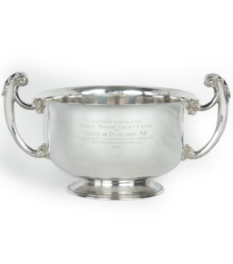 A silver presentation bowl by Mappin and Webb presented to Lionel de Rothschild, 1912